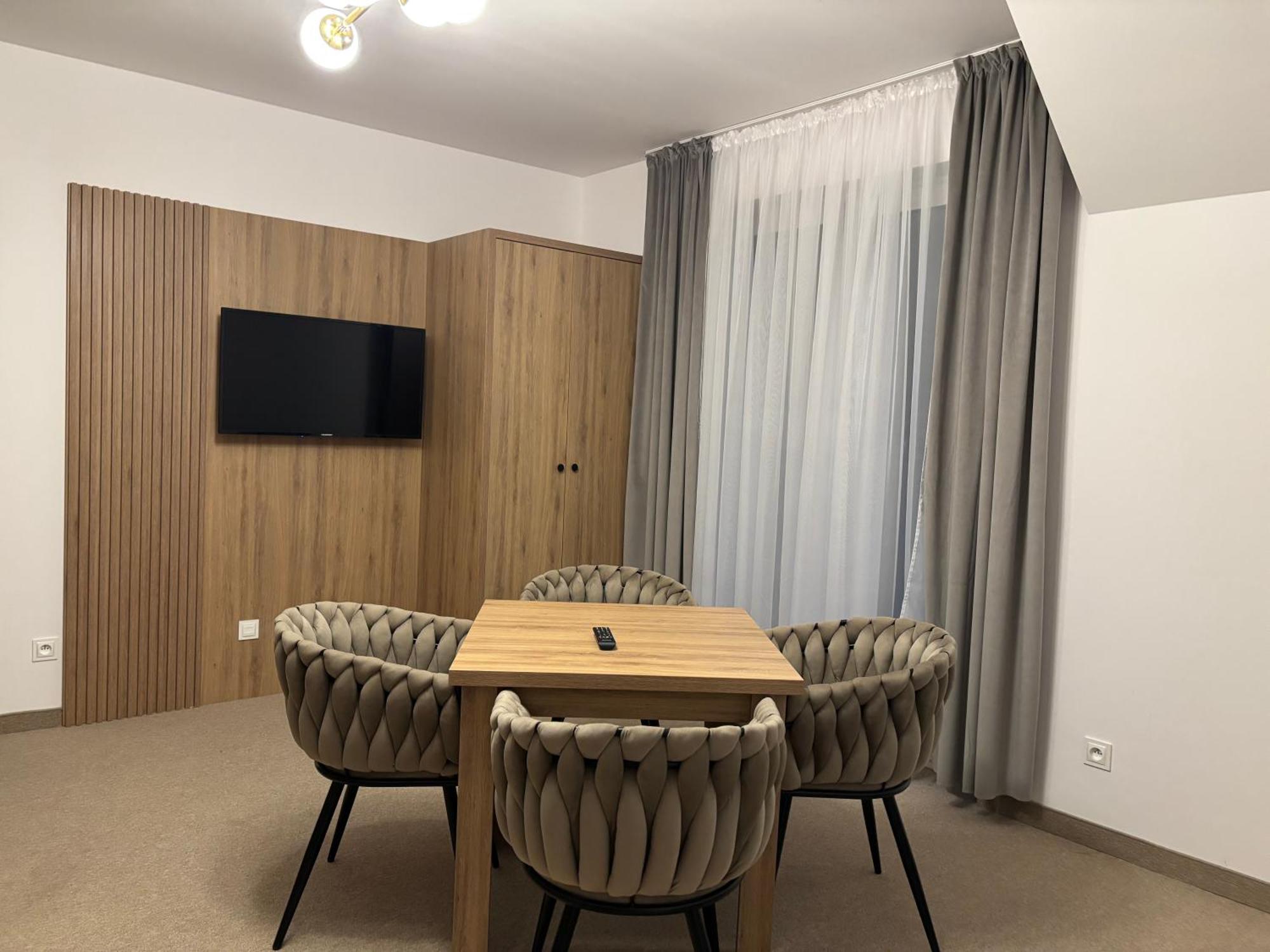 Resort Eden - Domki, Pokoje, Apartamenty Jastrzębia Góra Buitenkant foto