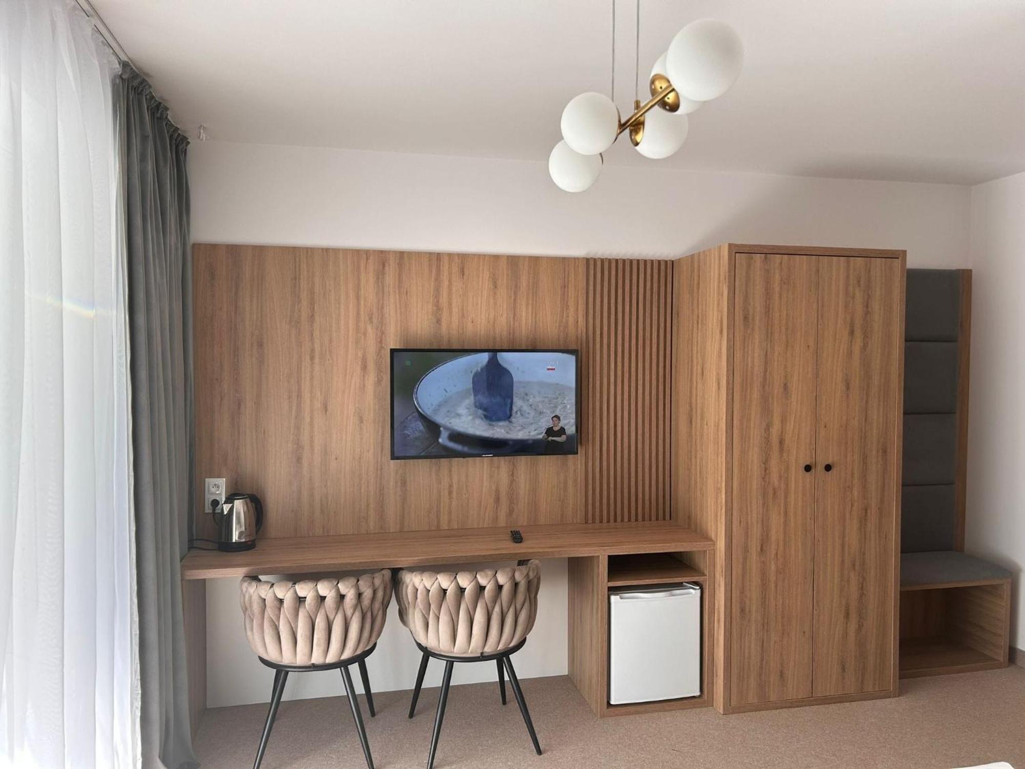 Resort Eden - Domki, Pokoje, Apartamenty Jastrzębia Góra Buitenkant foto
